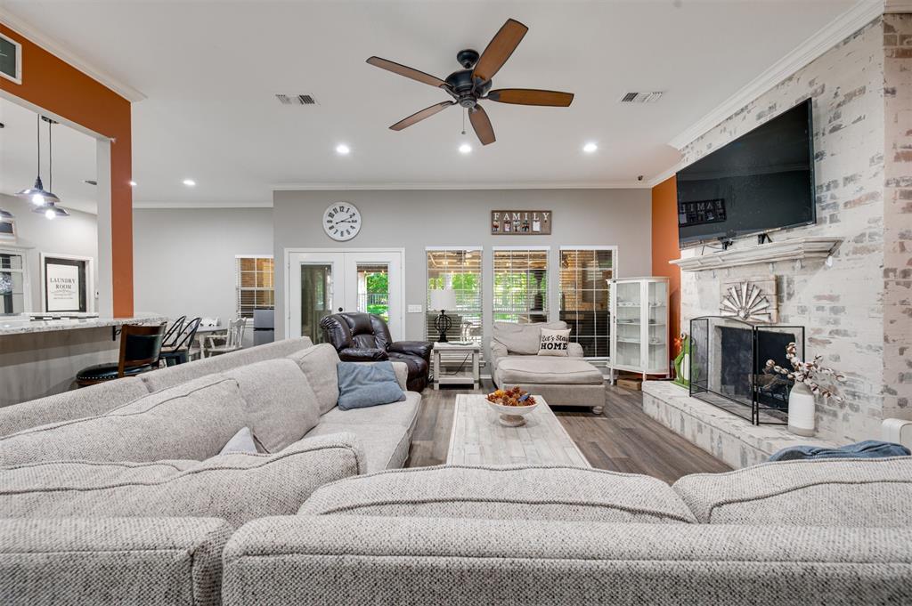 Twin Lakes - Residential