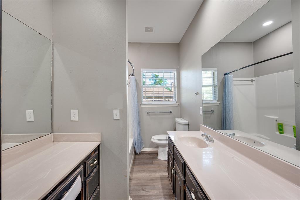 Twin Lakes - Residential