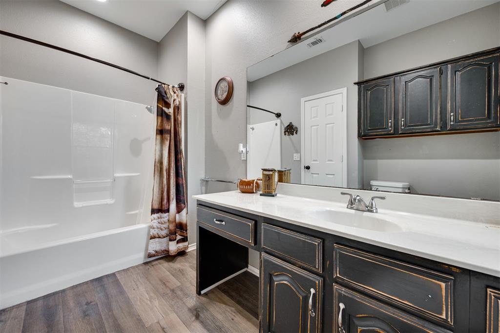 Twin Lakes - Residential