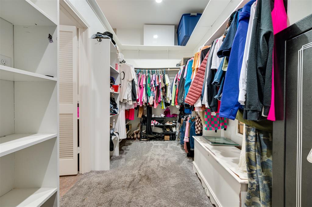 Twin Lakes - Residential