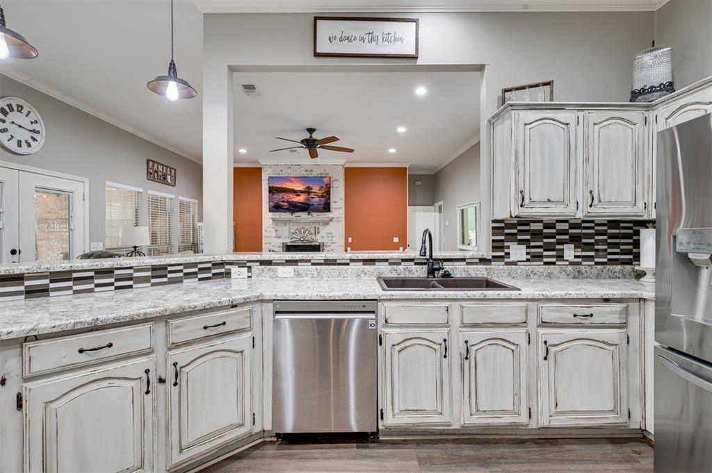 Twin Lakes - Residential