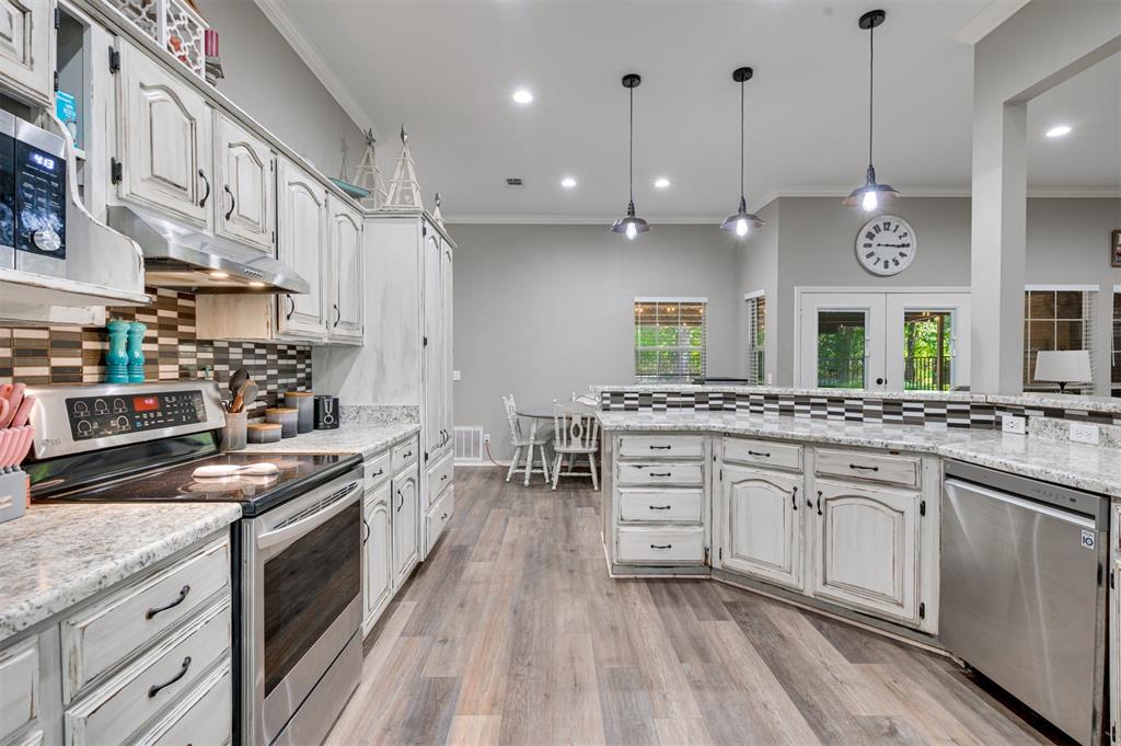 Twin Lakes - Residential