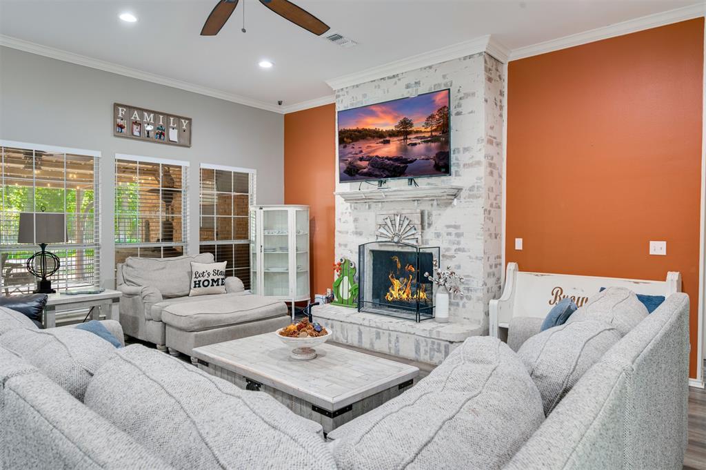 Twin Lakes - Residential