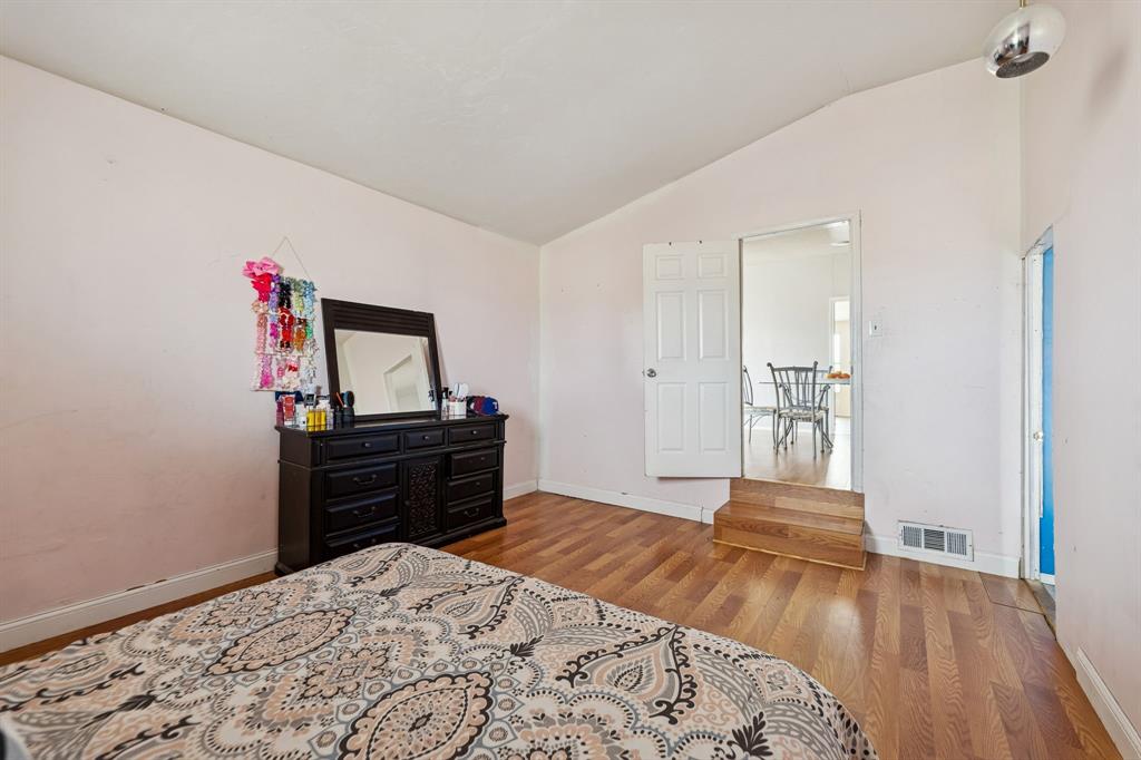 HODGES A & JONES R - Residential