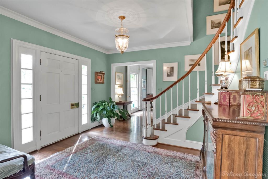 5930 Creswell Avenue