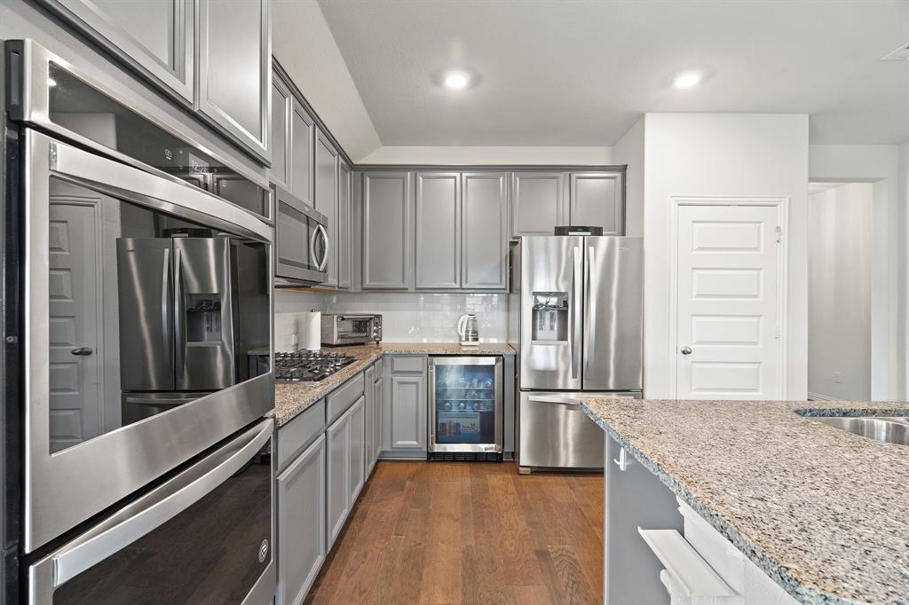 Devonshire Village 3b1 & 3b2 - Residential Lease