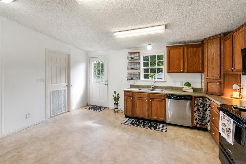 303 Eagle Parkway