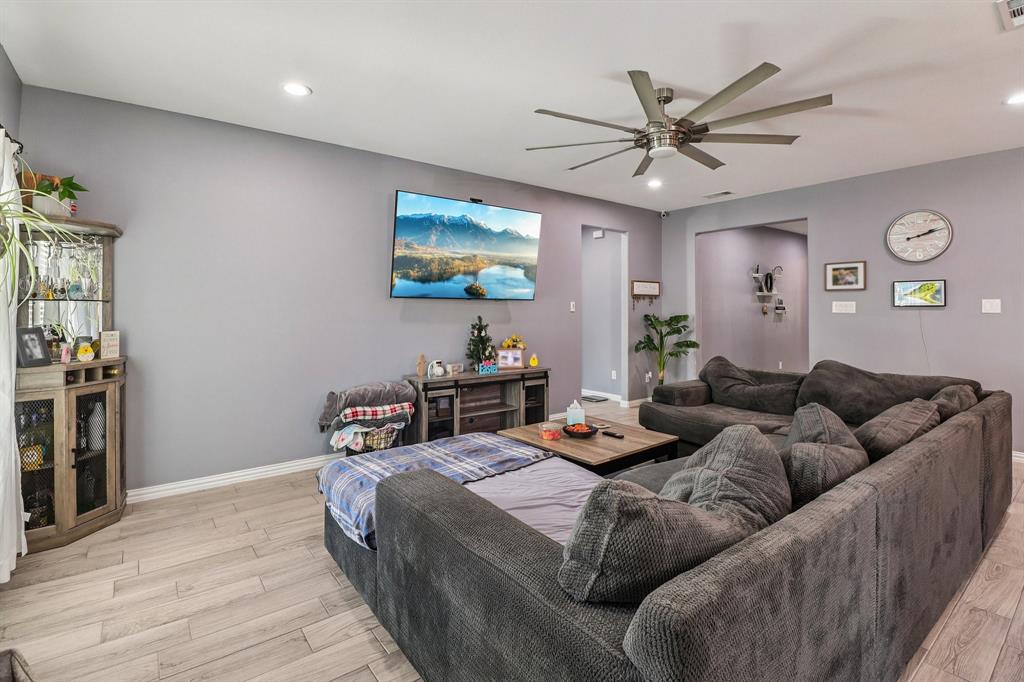 Valentine Shoreline - Residential