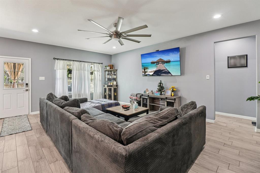 Valentine Shoreline - Residential