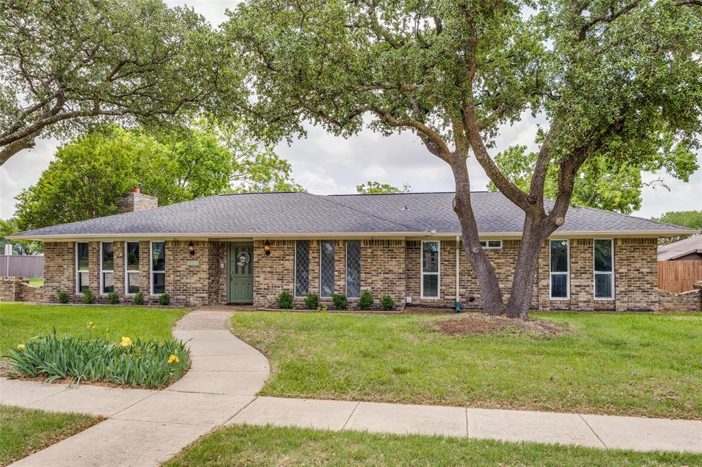 2900 Knollwood Drive