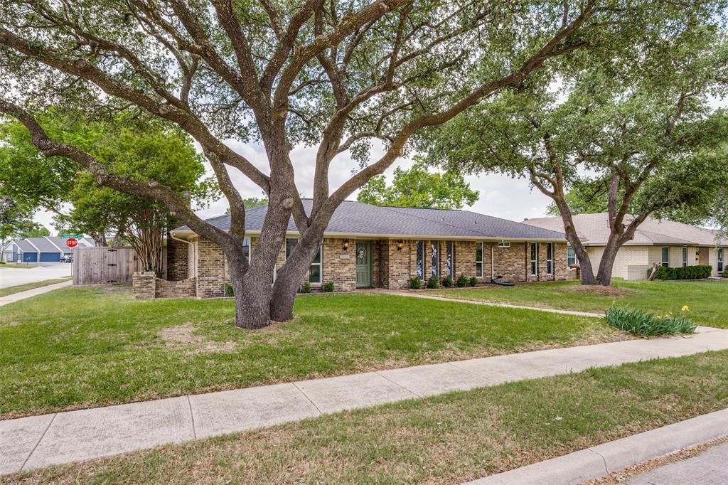 2900 Knollwood Drive