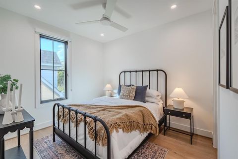 Tiny photo for 4128 University Boulevard #4L, University Park, TX 75205 (MLS # 21083106)