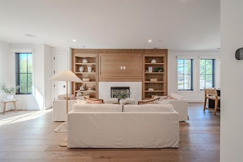 Tiny photo for 4128 University Boulevard #4L, University Park, TX 75205 (MLS # 21083106)