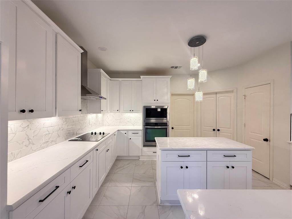 2316 Windy Ridge Court