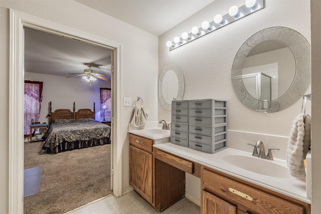 Hampton Place Burleson - Residential