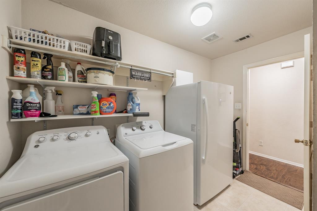 Hampton Place Burleson - Residential