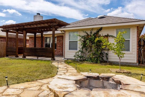 Photo of 12136 Lamington Drive, Fort Worth, TX 76244 (MLS # 21407655)