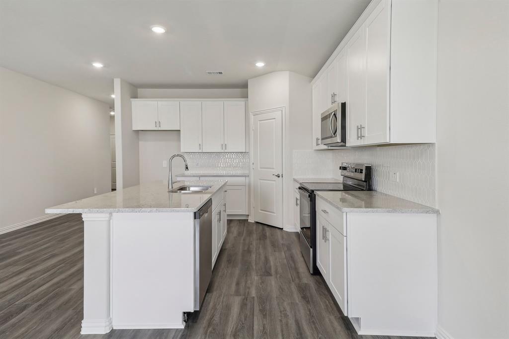 707 Whispering Winds Trail
