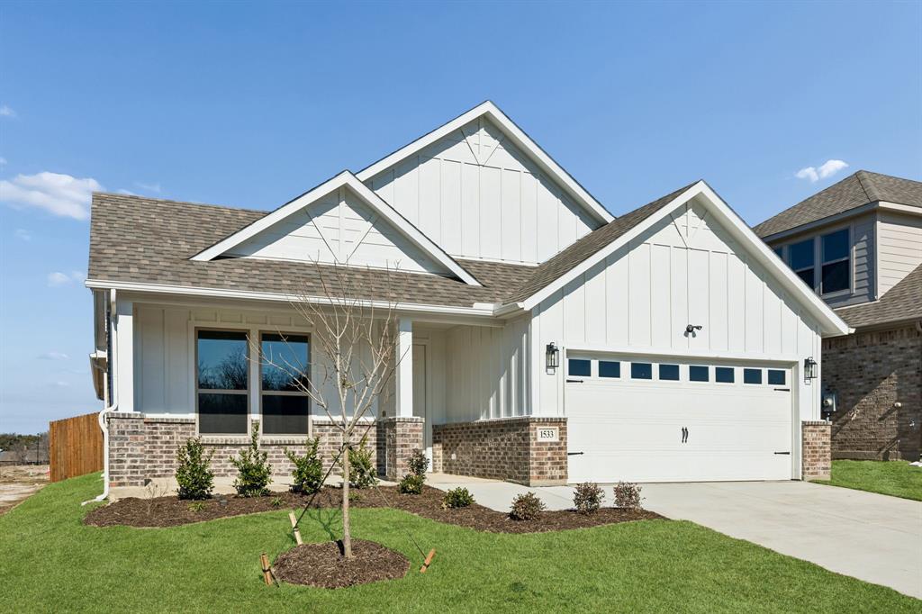 1533 Oakdale Drive