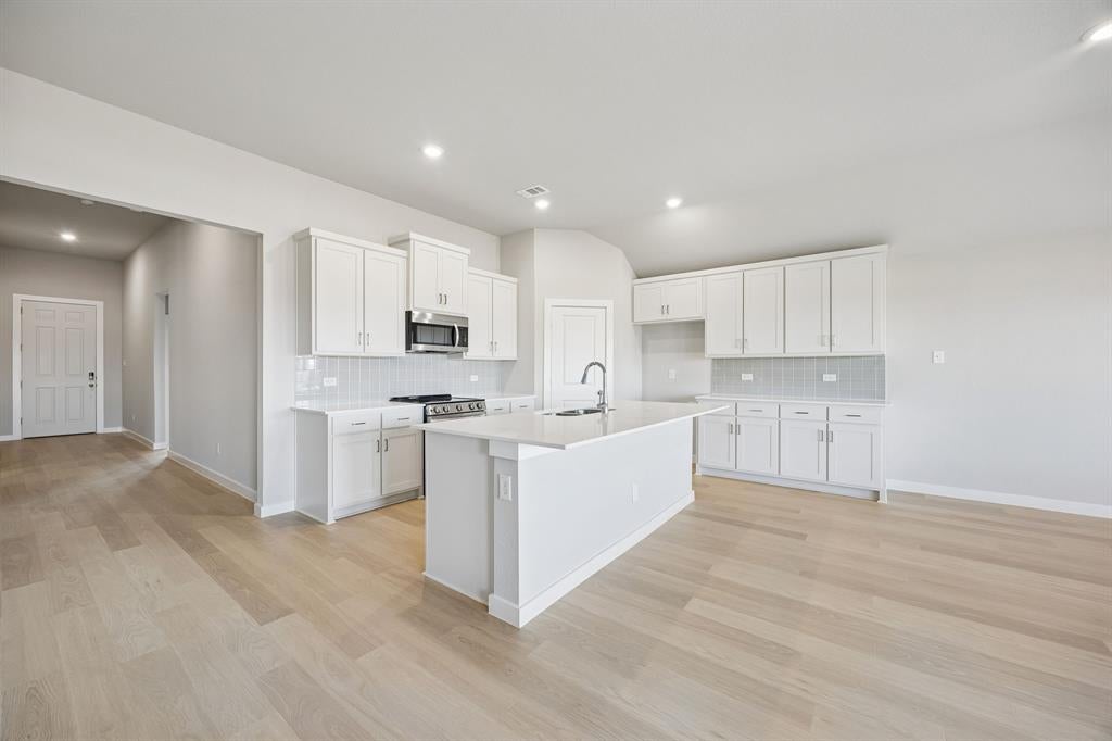 1533 Oakdale Drive