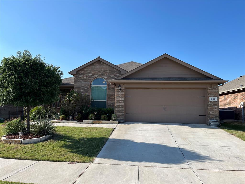 328 Foxhunter Street
