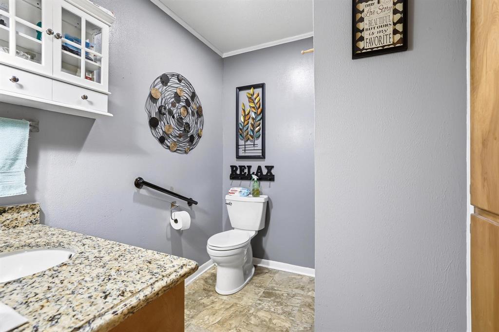 A0120 BLUE URIAH - Residential