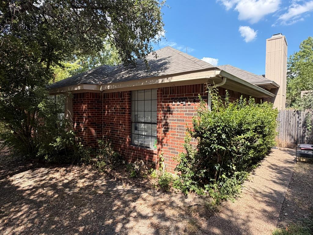 11416 Summertree Lane