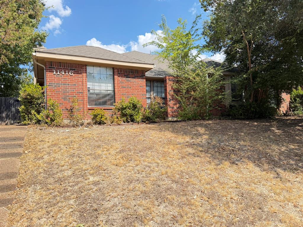 11416 Summertree Lane