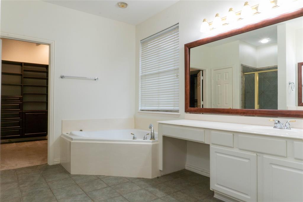 Castlebury Court - Residential Lease