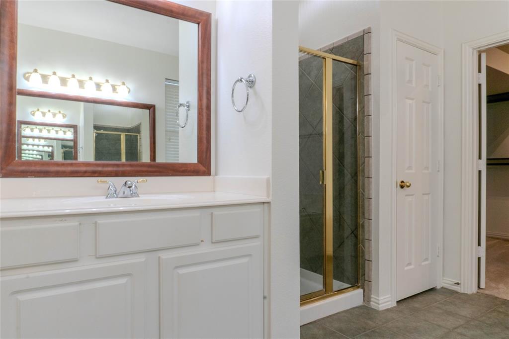 Castlebury Court - Residential Lease