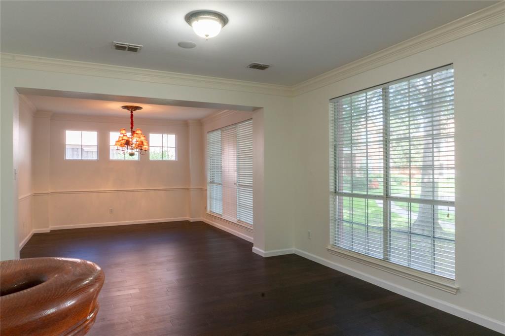 Castlebury Court - Residential Lease