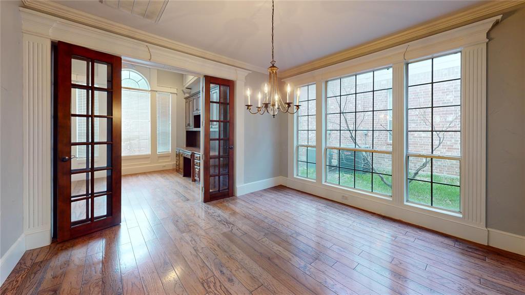 1423 Cool Springs Drive