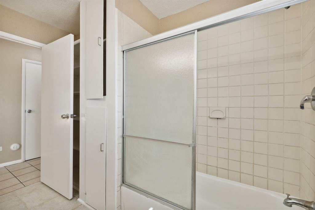 Jinkens Heights Add - Residential Lease