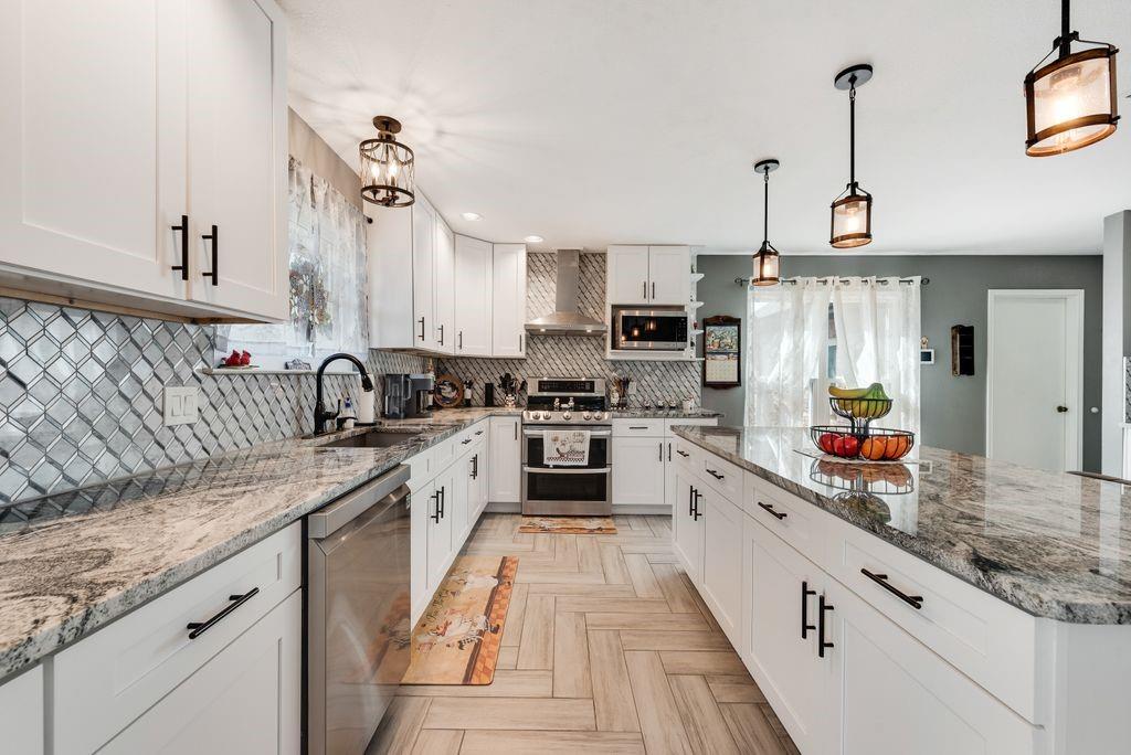 Woodhaven Cntry Club Estates - Residential