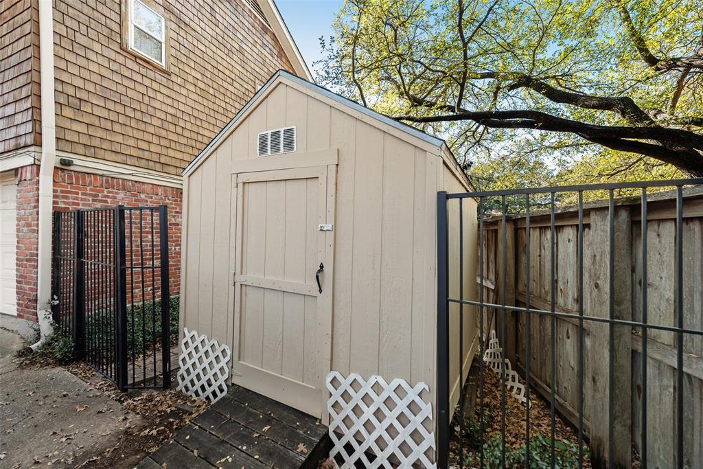 Prestonwood Estates Add - Residential