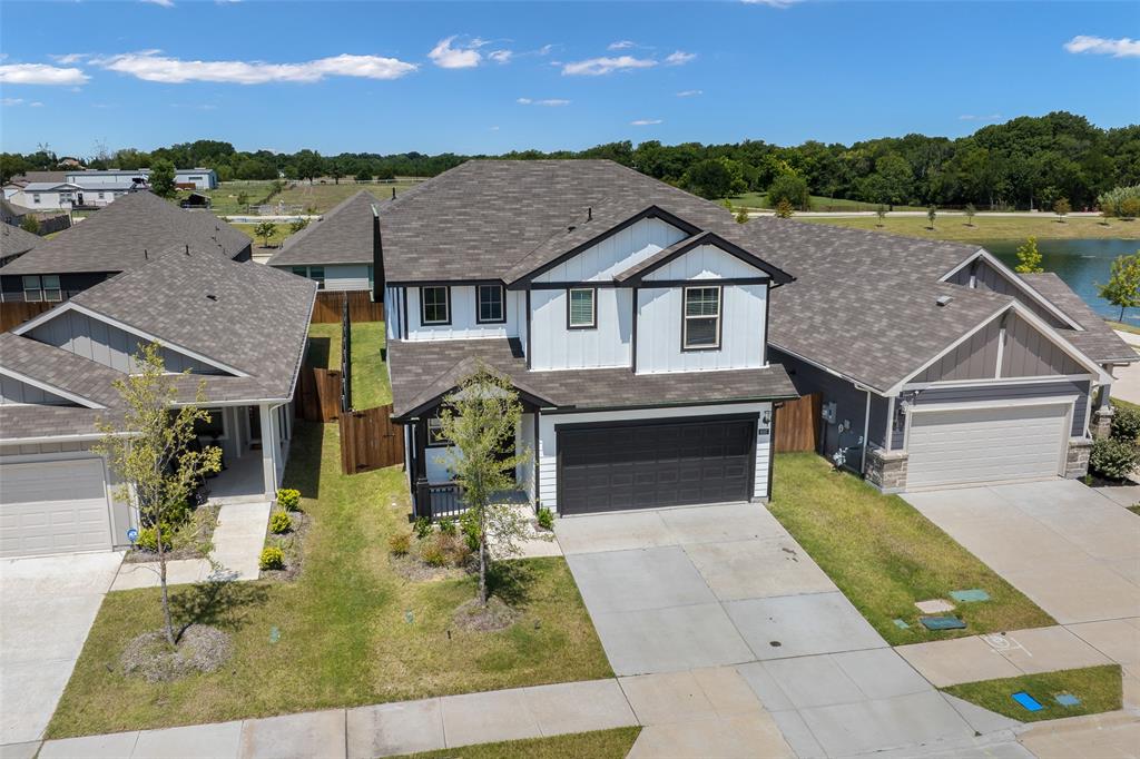 1037 Lakehaven Trail