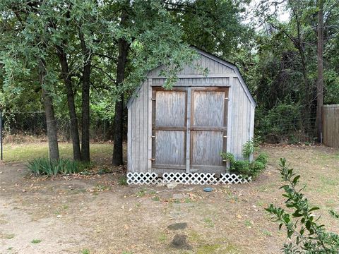 A home in Azle