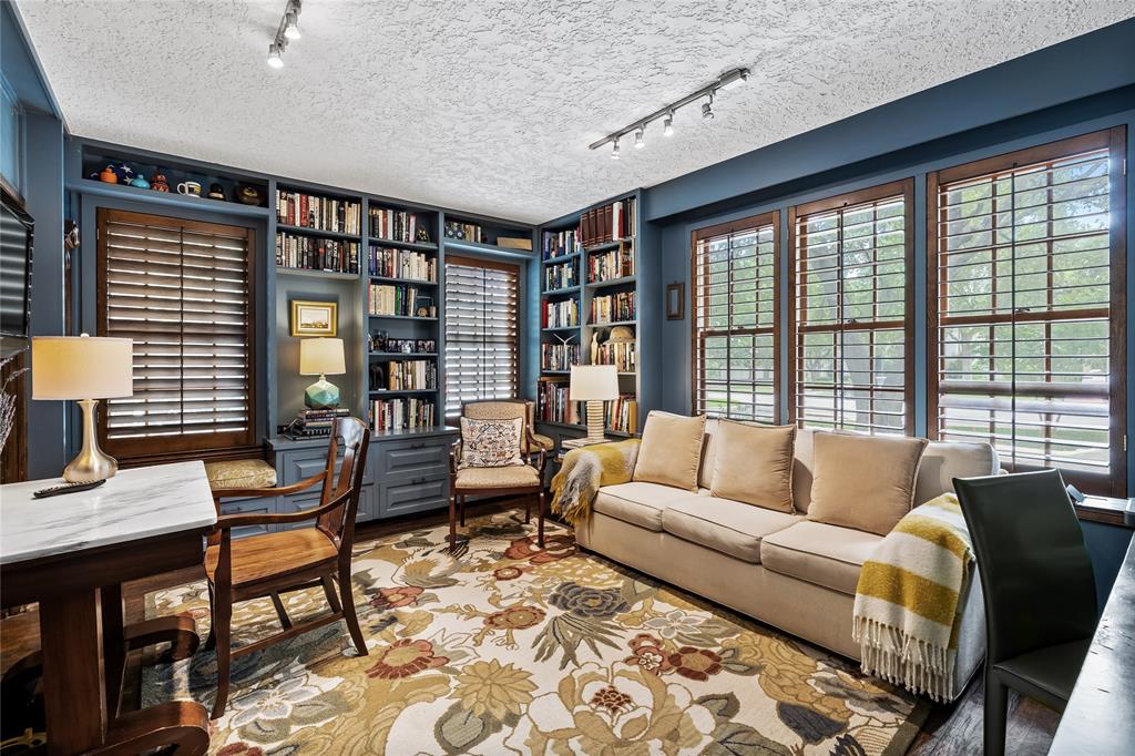 Stratford Manor - Residential