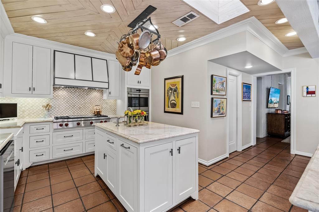 Stratford Manor - Residential