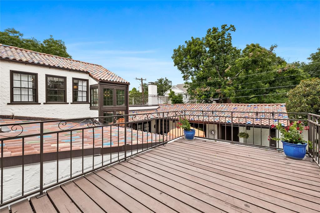 Stratford Manor - Residential