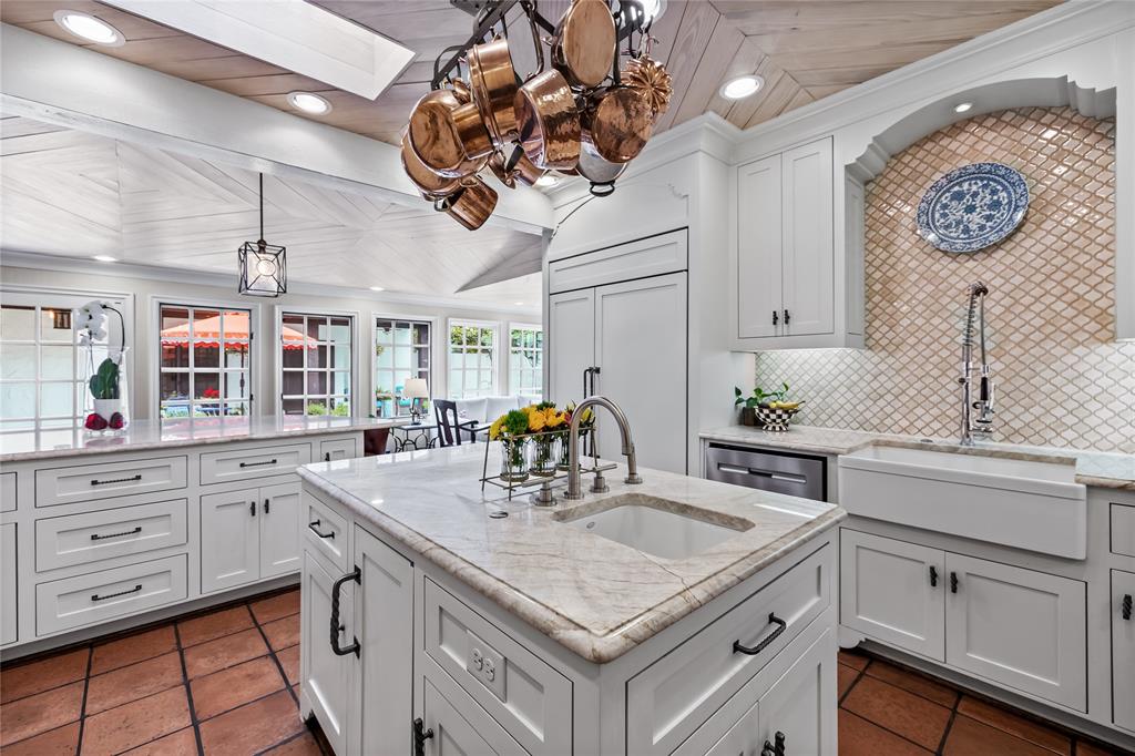 Stratford Manor - Residential