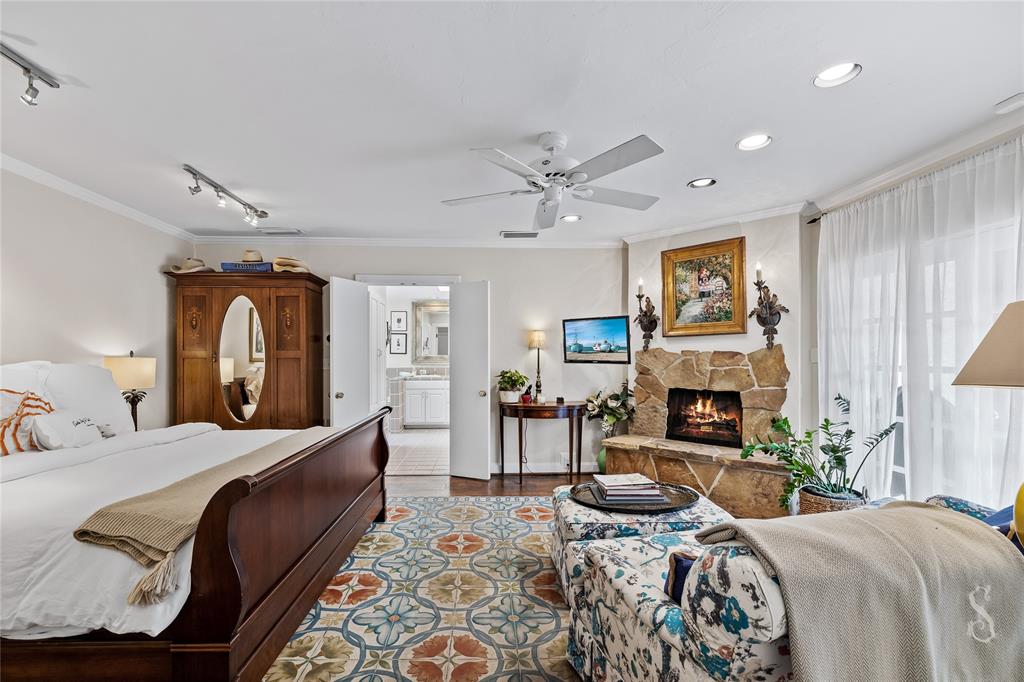 Stratford Manor - Residential