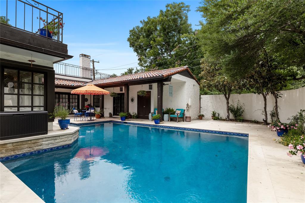 Stratford Manor - Residential