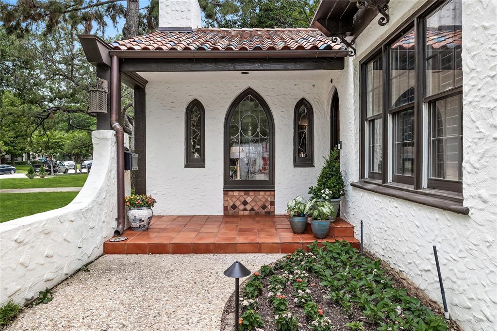 Stratford Manor - Residential