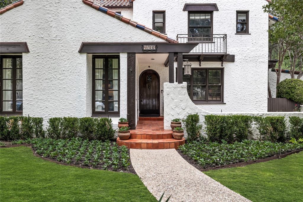 Stratford Manor - Residential