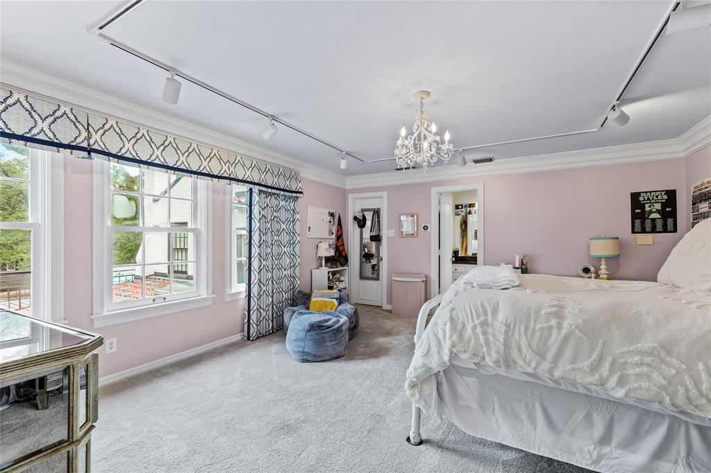 Stratford Manor - Residential