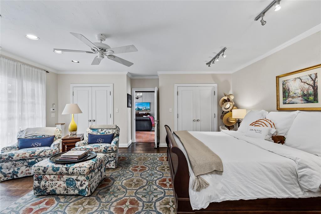 Stratford Manor - Residential