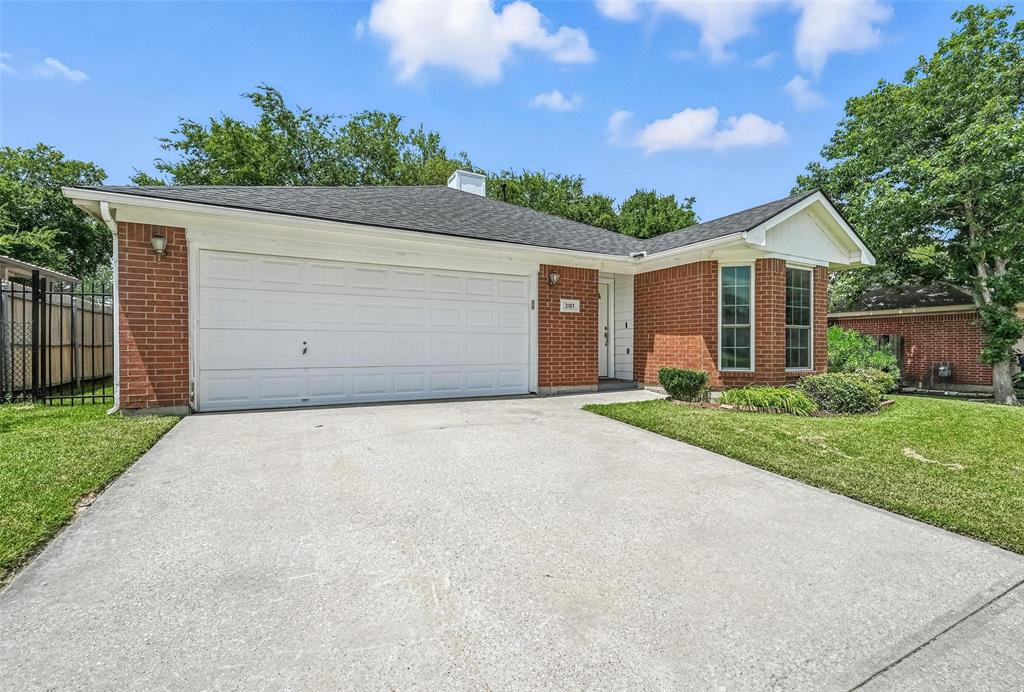 3107 Scenic Glen Drive