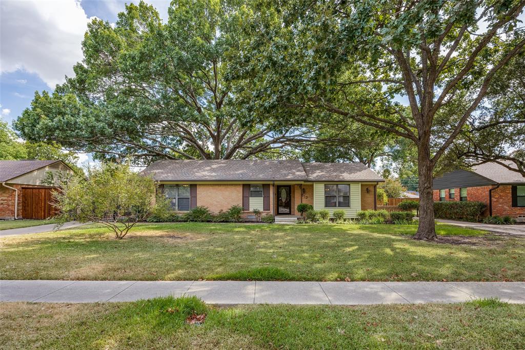 813 Brookhurst Drive