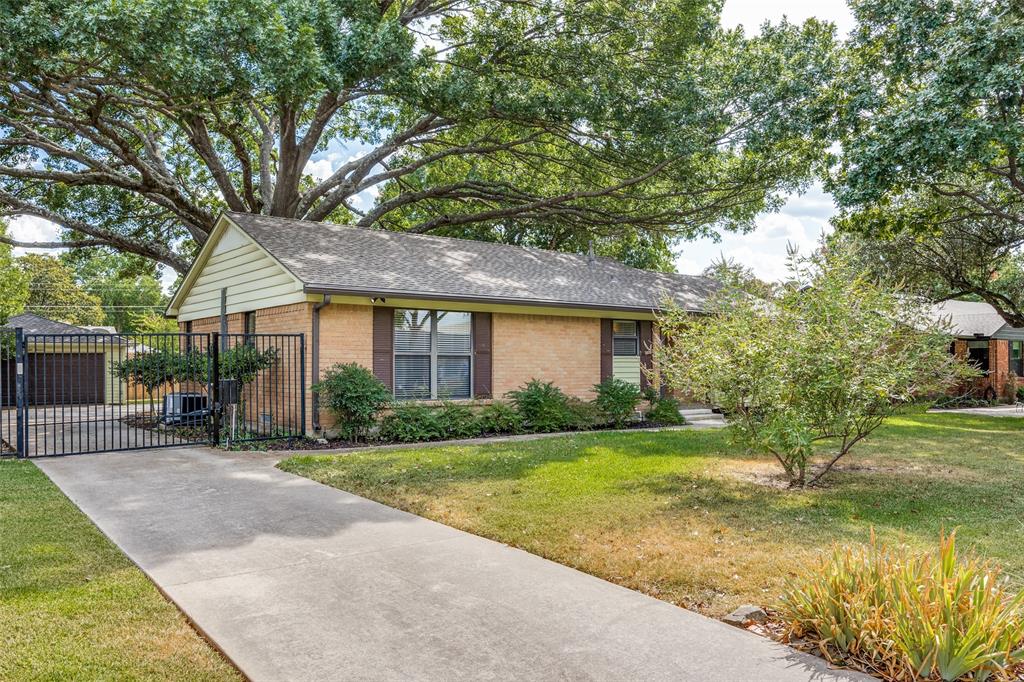 813 Brookhurst Drive